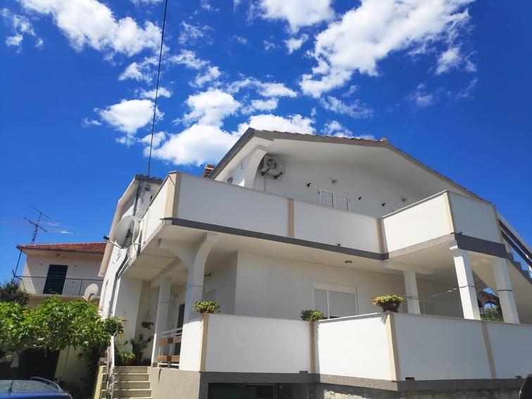 Apartmani Lucica Jezera Exterior photo