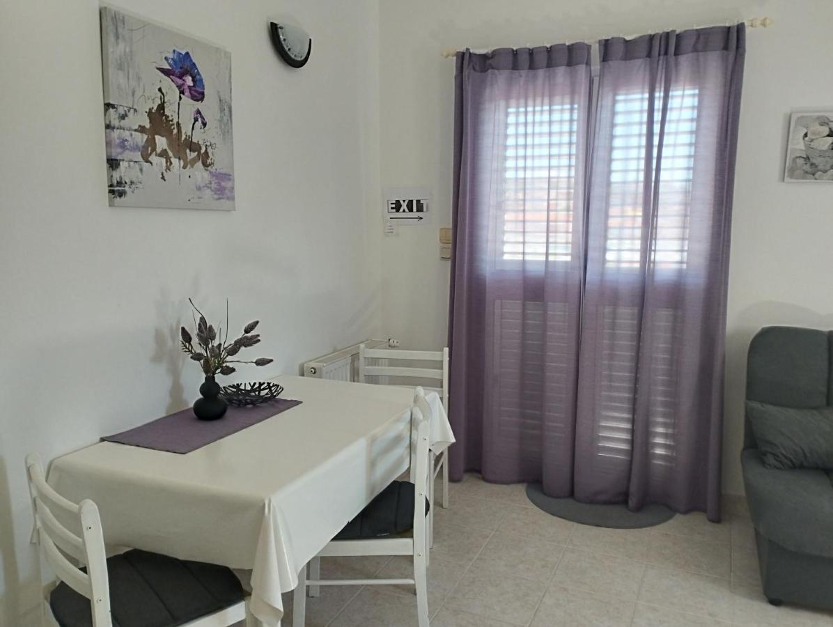 Apartmani Lucica Jezera Exterior photo
